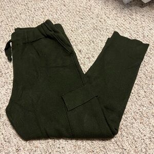 5/$100 Zara Green Knit Pants